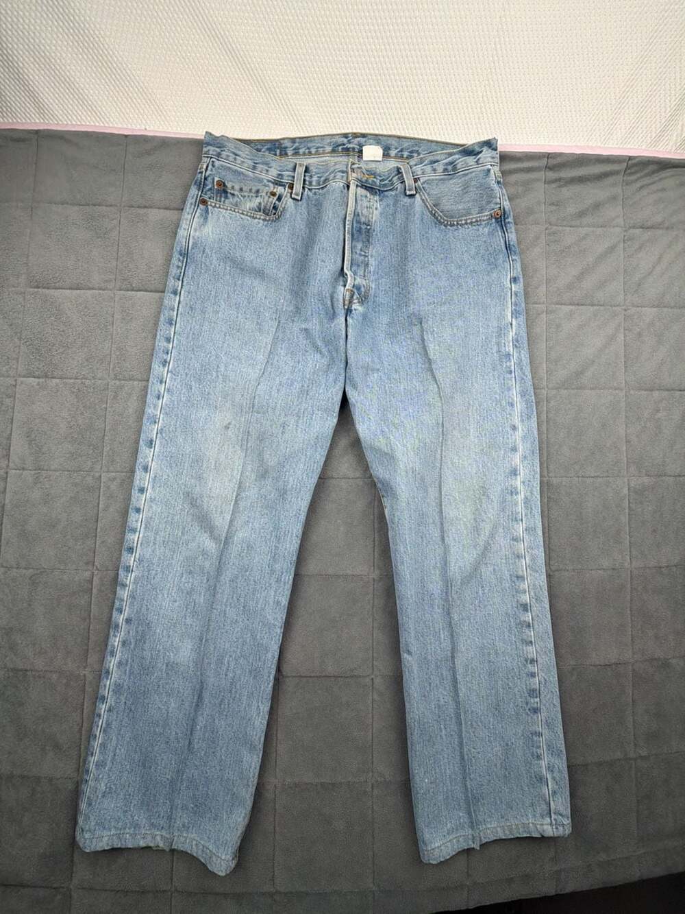 VTG Levis 501 Original Fit Y2K Blue Denim Jeans Button Fly Black Bat Wing 36x30